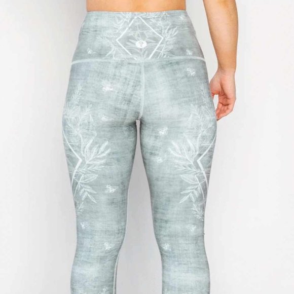 Yoga Democracy -Pure Sage Printed Yoga Leggings- S - Picture 7 of 15